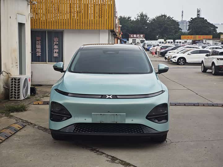 Фото 2 - XPeng G6