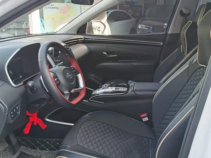 Фото 4 - Hyundai Tucson L