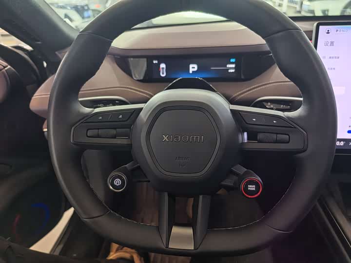 Фото 10 - Xiaomi SU7