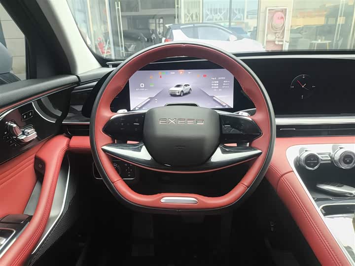 Фото 11 - Exeed RX