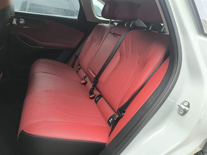 Фото 17 - Exeed RX