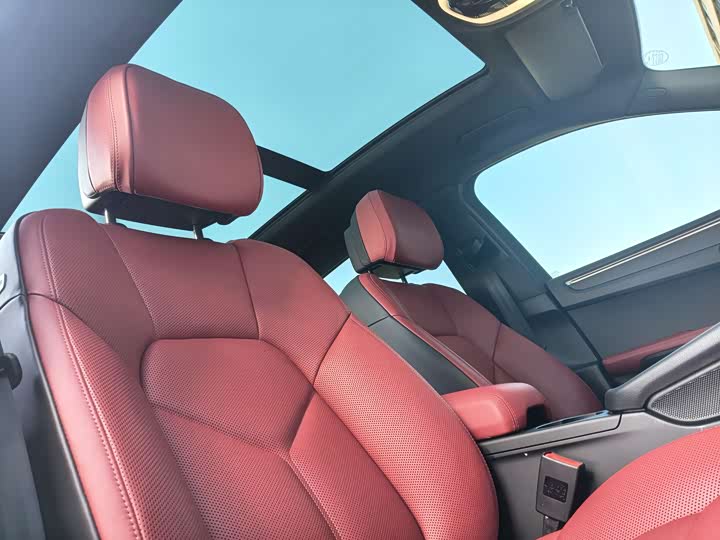 Фото 14 - Porsche Macan