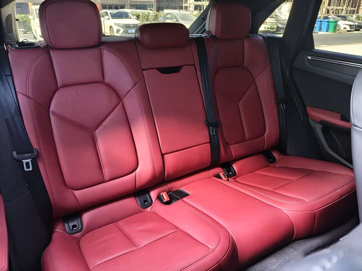 Фото 15 - Porsche Macan