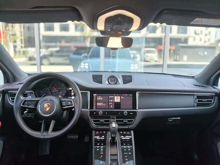 Фото 8 - Porsche Macan