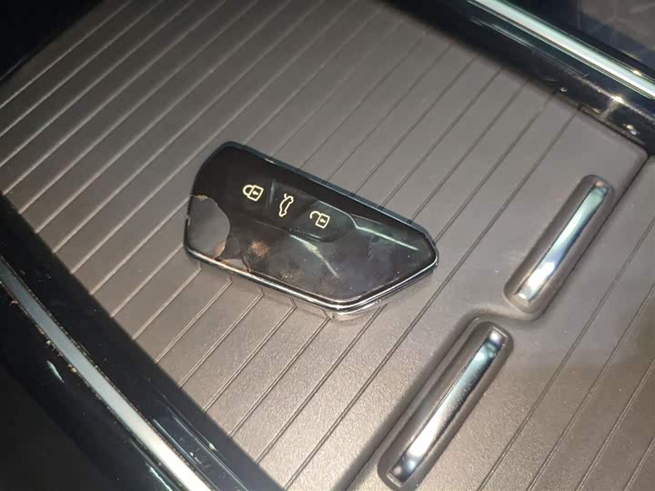 Фото 9 - Volkswagen ID.4 X