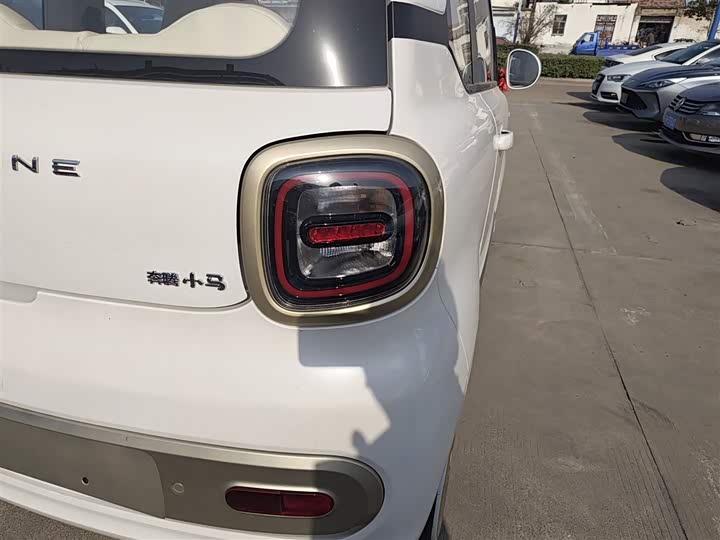 Фото 8 - Bestune Pony