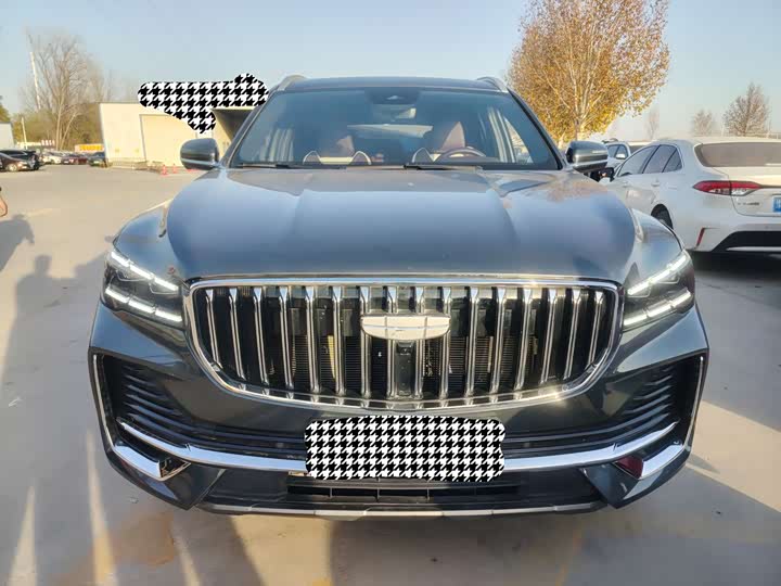 Фото 2 - Geely Monjaro