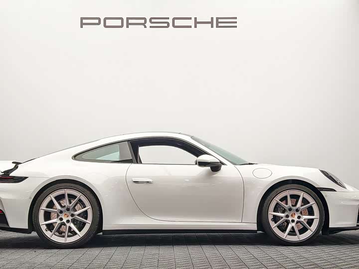 Фото 4 - Porsche 911