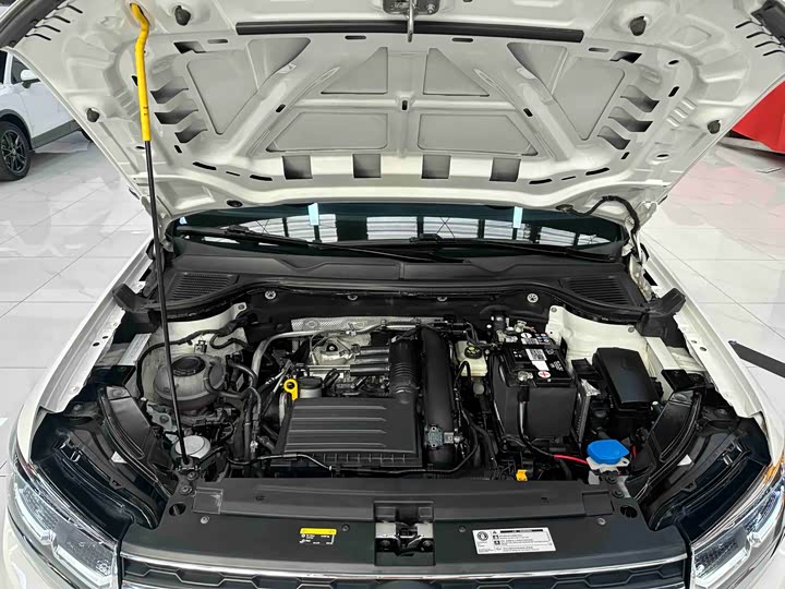 Фото 19 - Volkswagen Tharu