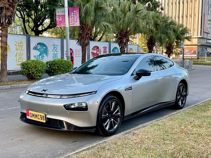 Фото 1 - XPeng P7