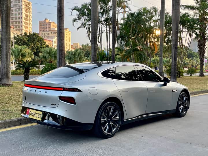 Фото 4 - XPeng P7