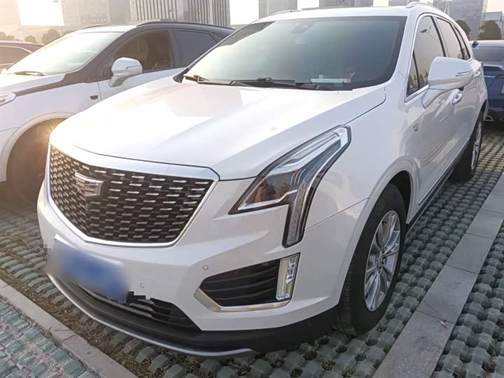Фото 1 - Cadillac XT5