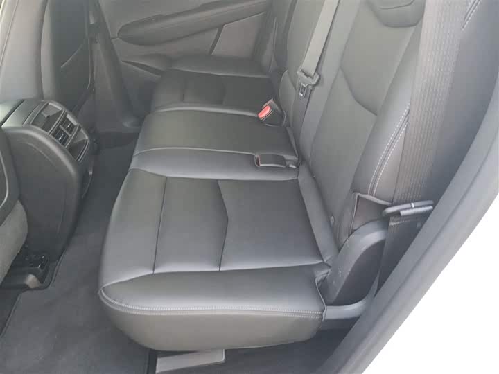 Фото 17 - Cadillac XT5