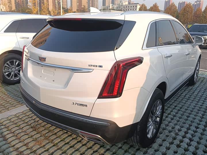 Фото 7 - Cadillac XT5