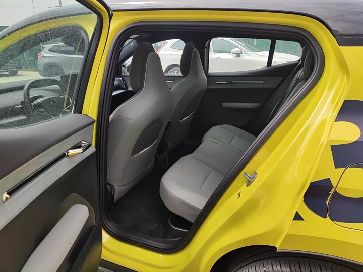 Фото 6 - Volvo EX30