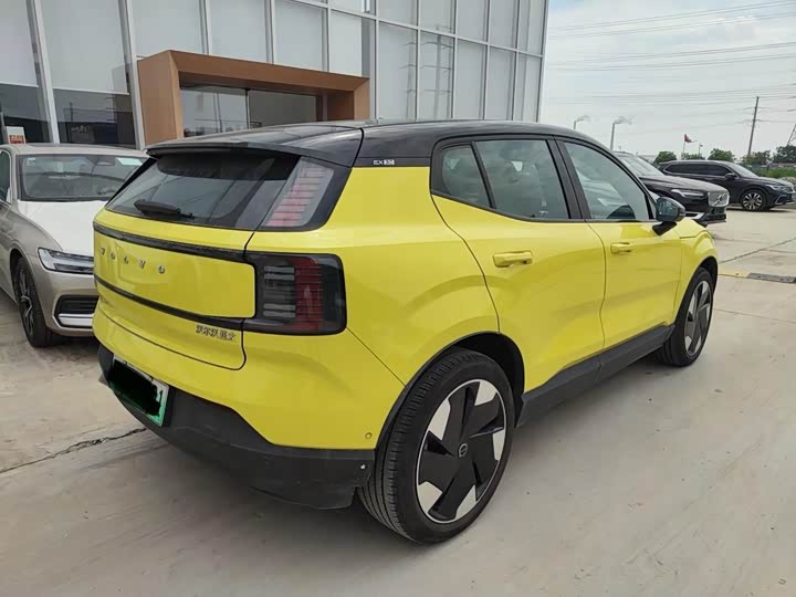 Фото 9 - Volvo EX30