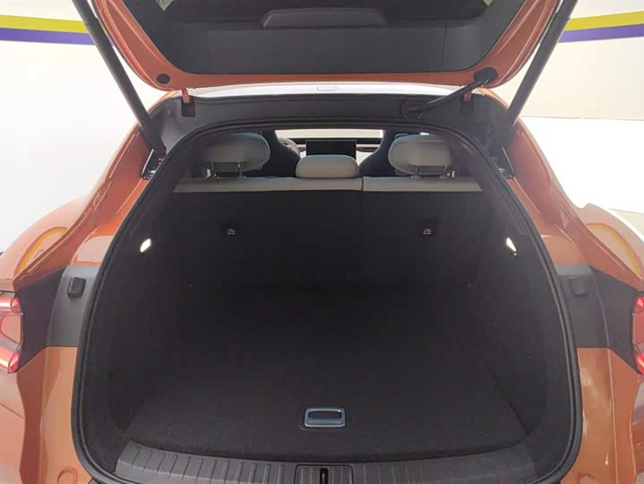 Фото 4 - Xiaomi YU7