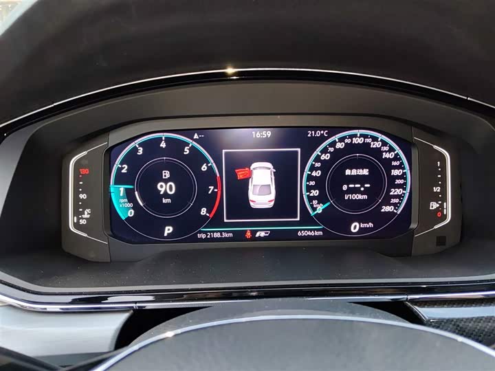 Фото 12 - Volkswagen Lamando L