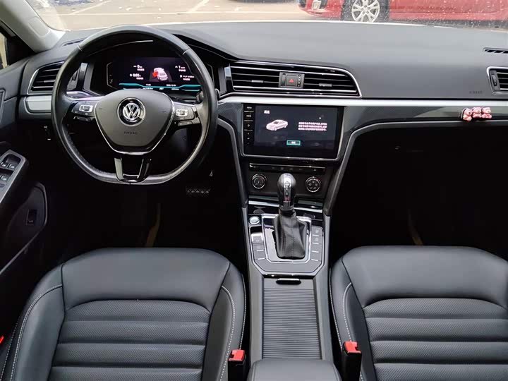 Фото 13 - Volkswagen Lamando L