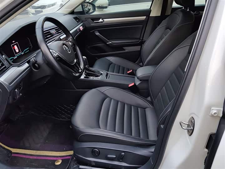 Фото 15 - Volkswagen Lamando L