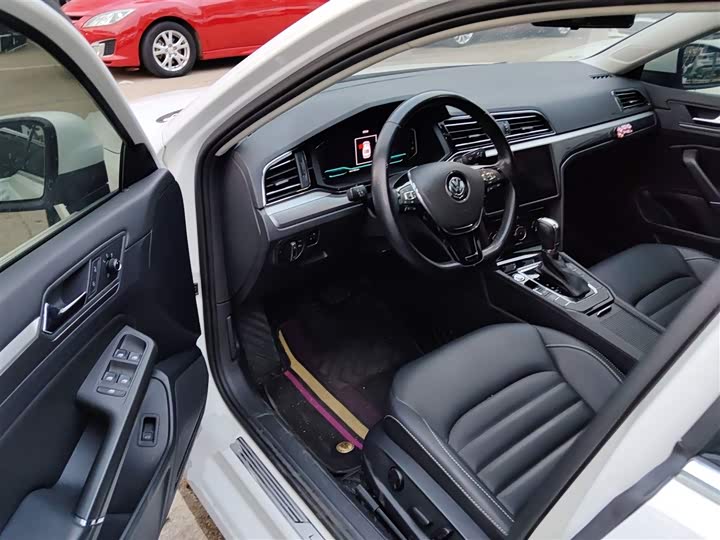 Фото 16 - Volkswagen Lamando L