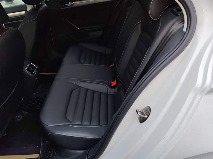 Фото 17 - Volkswagen Lamando L