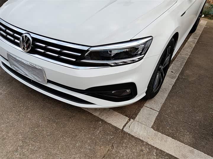 Фото 24 - Volkswagen Lamando L