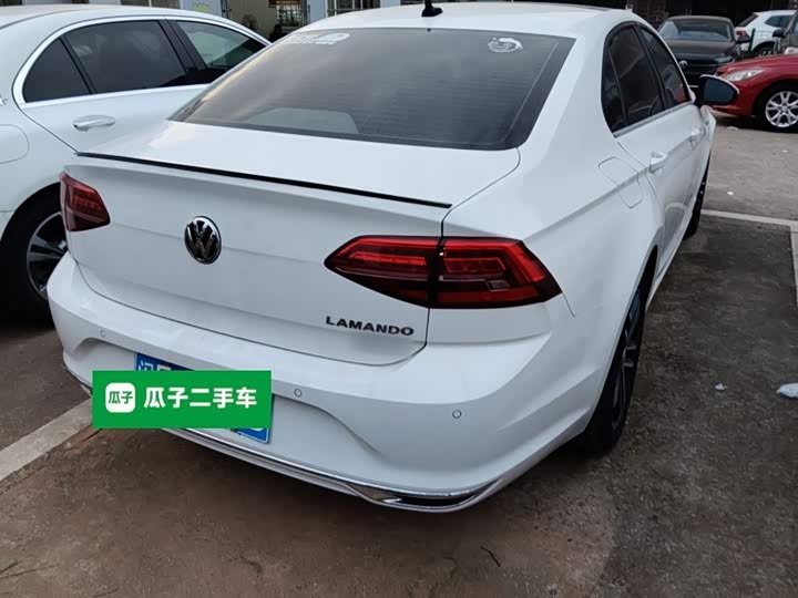 Фото 8 - Volkswagen Lamando L