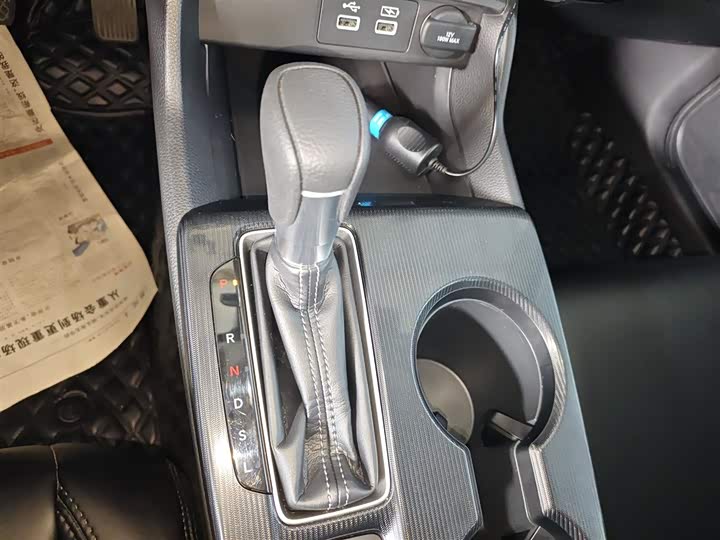 Фото 14 - Honda Civic