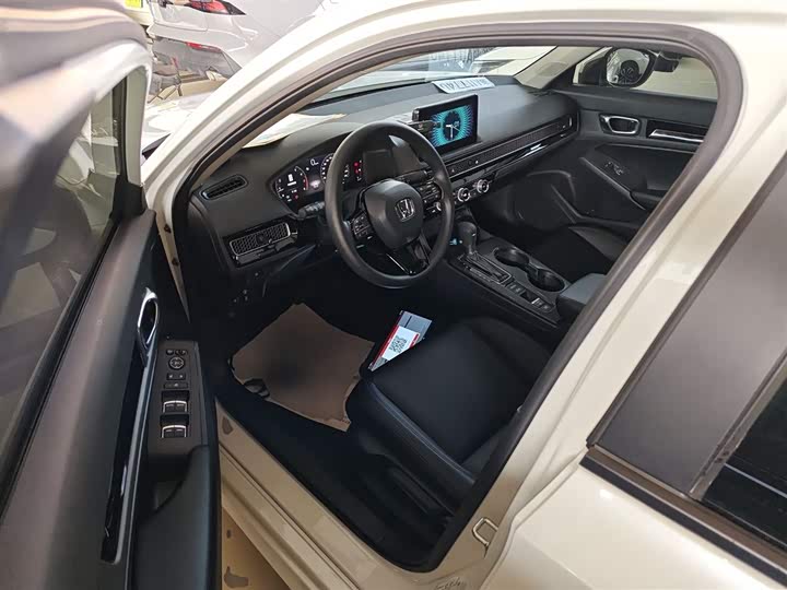 Фото 16 - Honda Civic