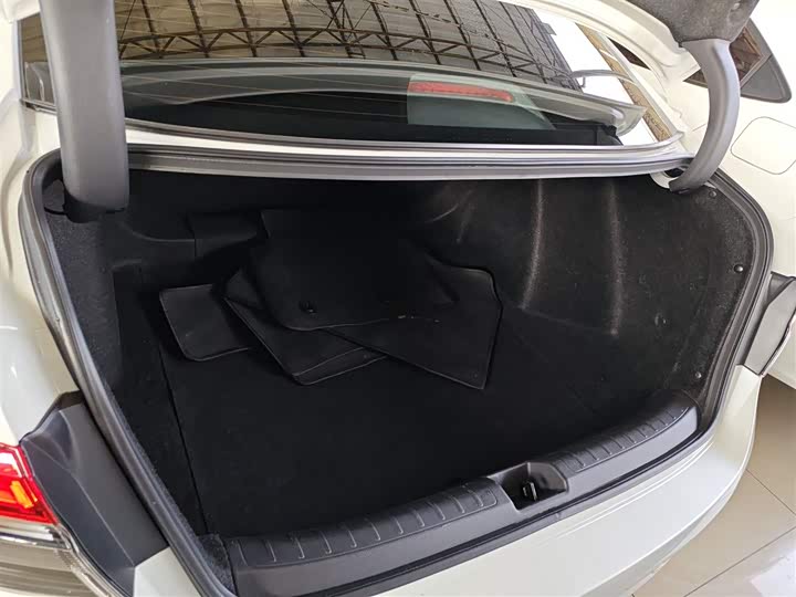 Фото 19 - Honda Civic