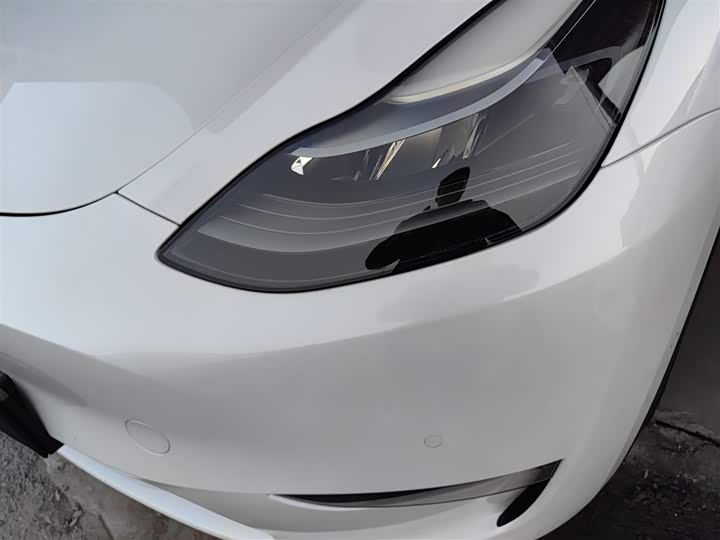Фото 24 - Tesla Model Y