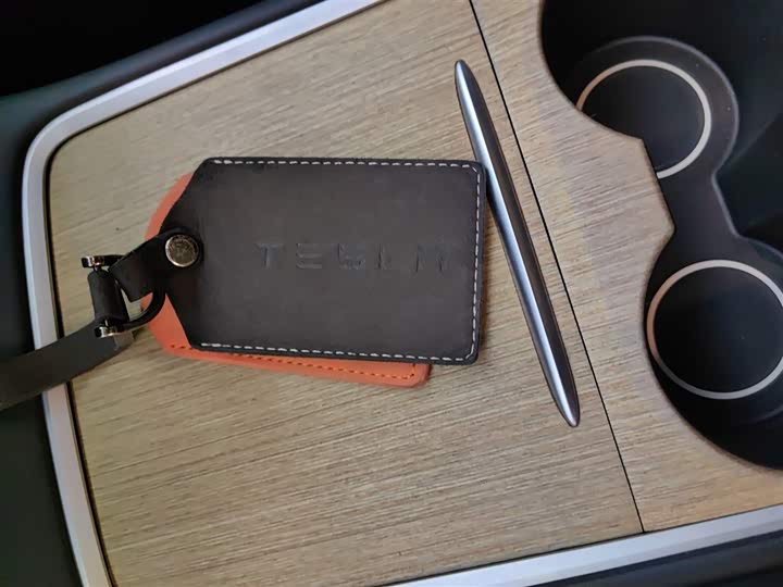 Фото 9 - Tesla Model Y