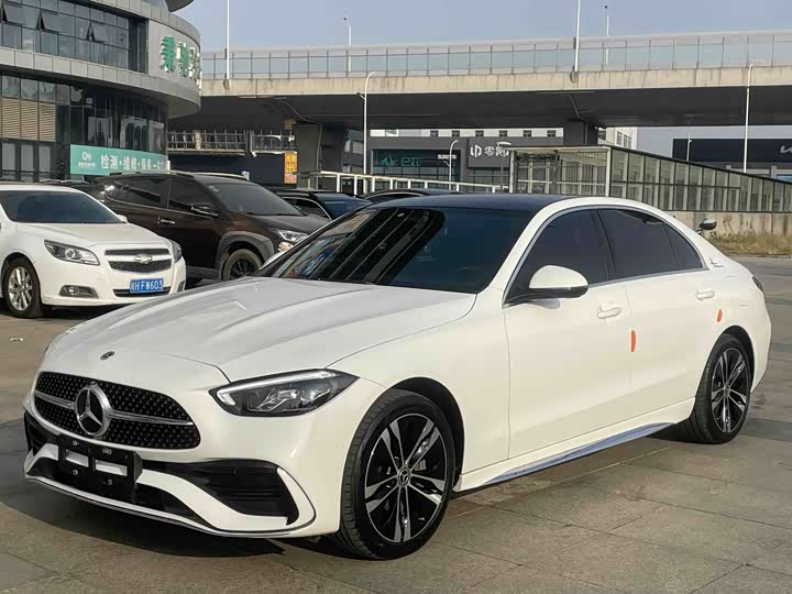 Фото 1 - Mercedes-Benz C-Class Hybrid