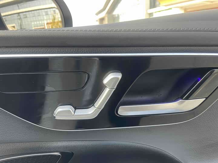 Фото 16 - Mercedes-Benz C-Class Hybrid