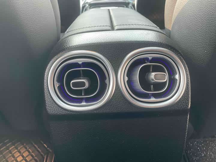 Фото 20 - Mercedes-Benz C-Class Hybrid