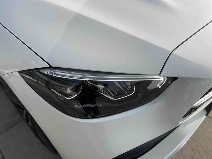 Фото 23 - Mercedes-Benz C-Class Hybrid