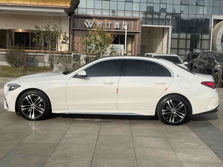 Фото 24 - Mercedes-Benz C-Class Hybrid