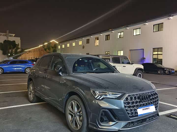 Фото 2 - Audi Q3