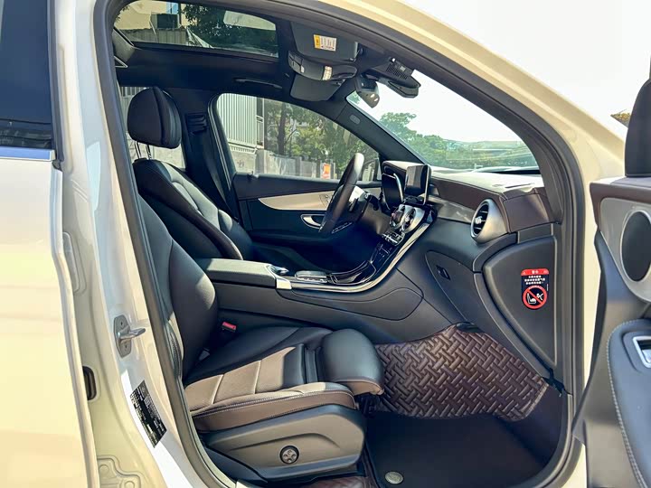 Фото 12 - Mercedes-Benz GLC-Class