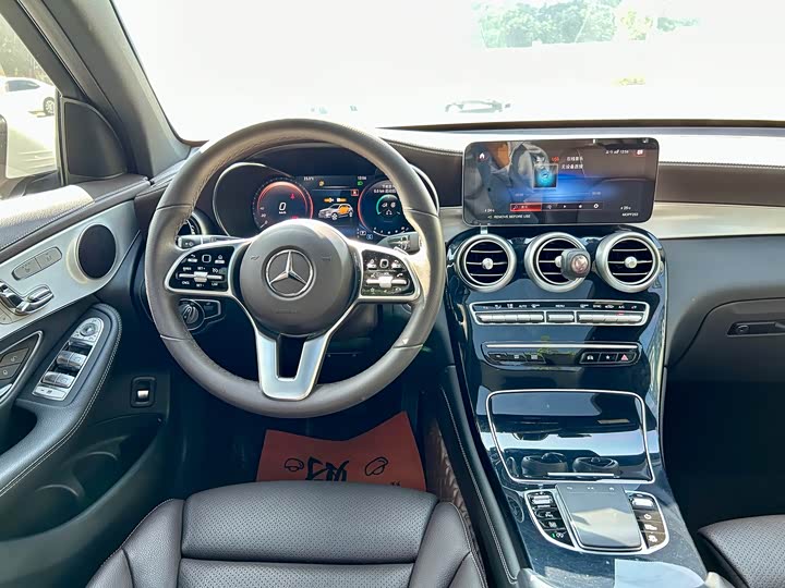 Фото 5 - Mercedes-Benz GLC-Class
