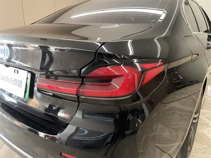 Фото 10 - BMW 5 Series Hybrid