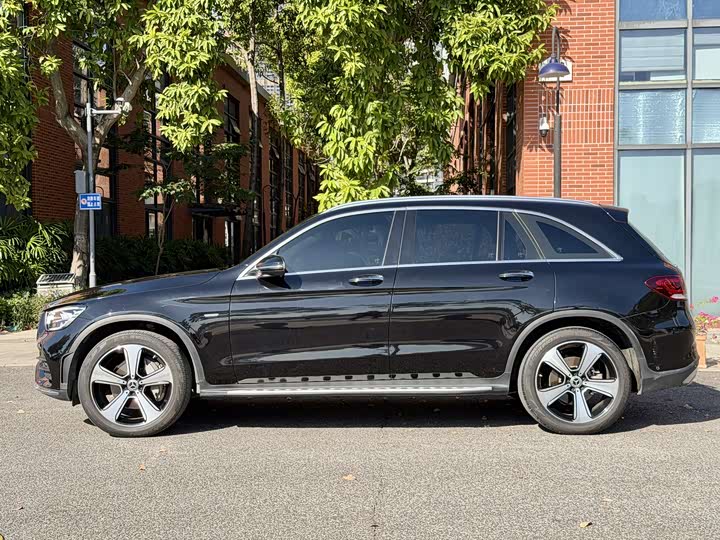 Фото 2 - Mercedes-Benz GLC-Class