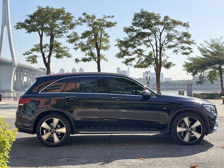 Фото 6 - Mercedes-Benz GLC-Class