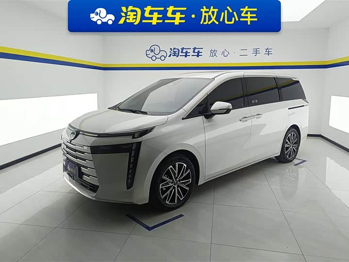 Фото 1 - GAC Trumpchi E8