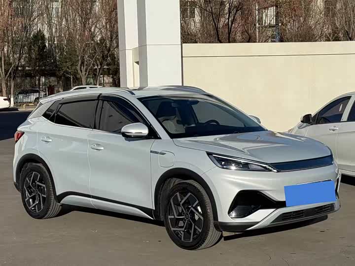 Фото 3 - BYD Yuan Plus