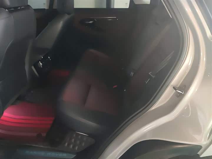 Фото 17 - Land Rover Range Rover Evoque L