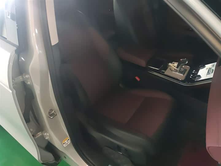 Фото 25 - Land Rover Range Rover Evoque L