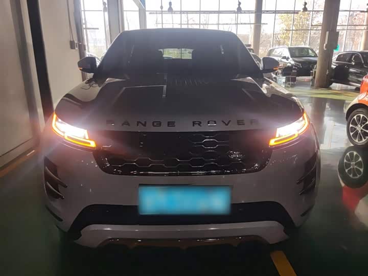 Фото 3 - Land Rover Range Rover Evoque L