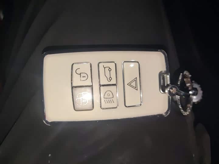 Фото 9 - Land Rover Range Rover Evoque L